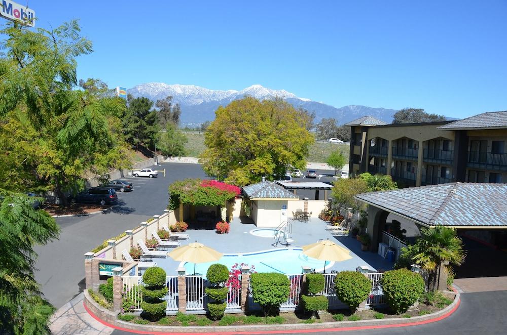 Quality Inn Ontario Airport Convention Center Екстериор снимка