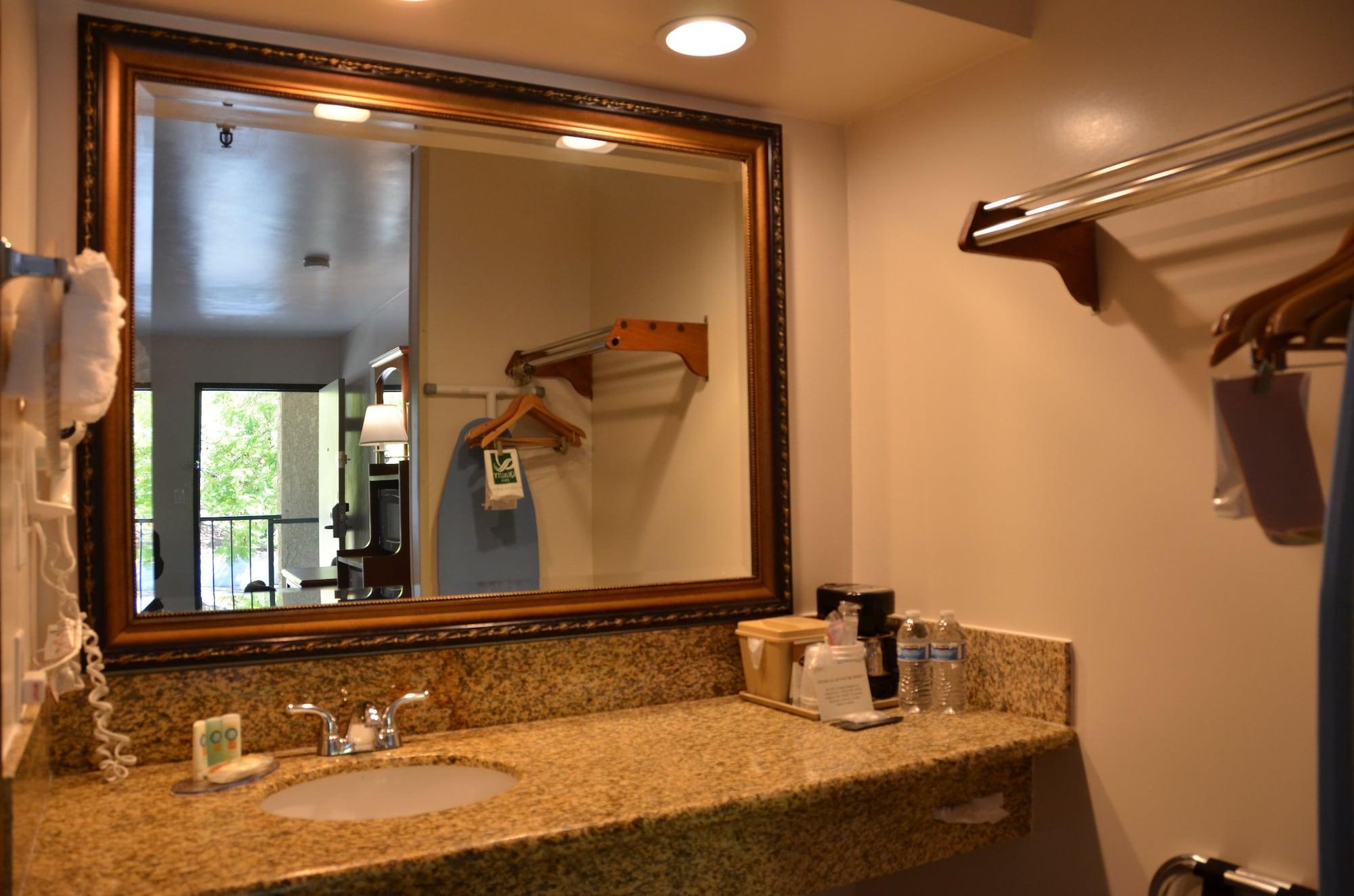 Quality Inn Ontario Airport Convention Center Екстериор снимка