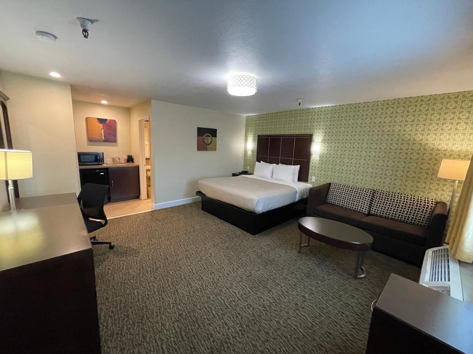 Quality Inn Ontario Airport Convention Center Екстериор снимка